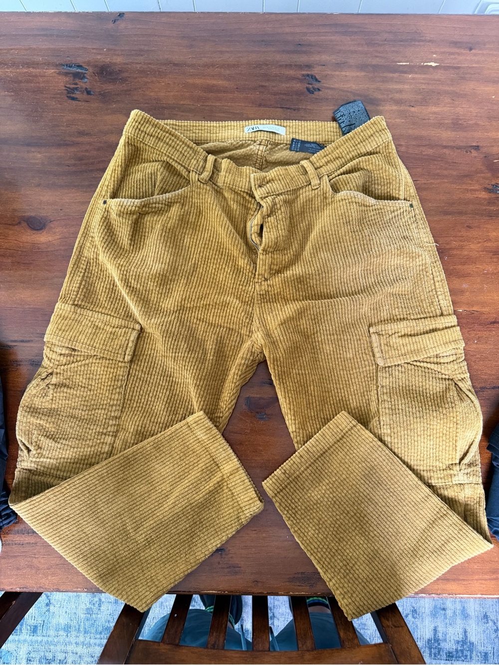 Men's Corduroy Cargo Pants in Mustard Zara Ames 36 pants - Picture 1 of 1